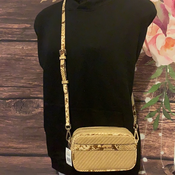 🌺 MICHAEL KORS 🌺 NATURAL STRAW PYTHON CAPSULE - Picture 2 of 8